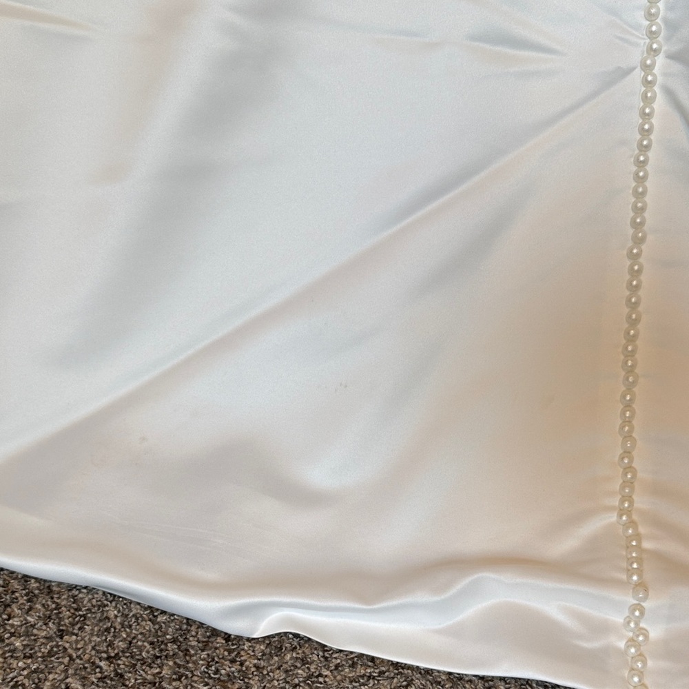 Oleg Cassini Elegant White Satin Wedding Dress - Picture 10 of 14